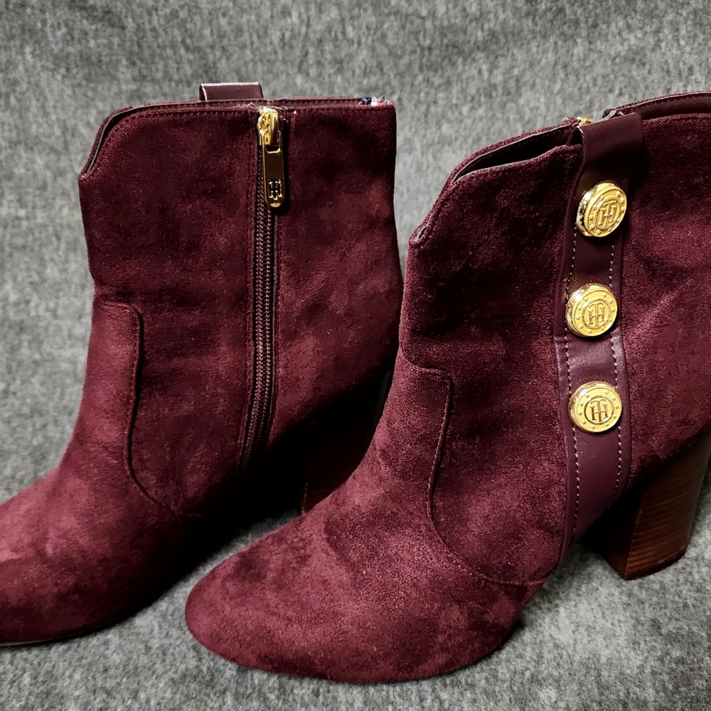 Tommy hilfiger burgundy suede boots